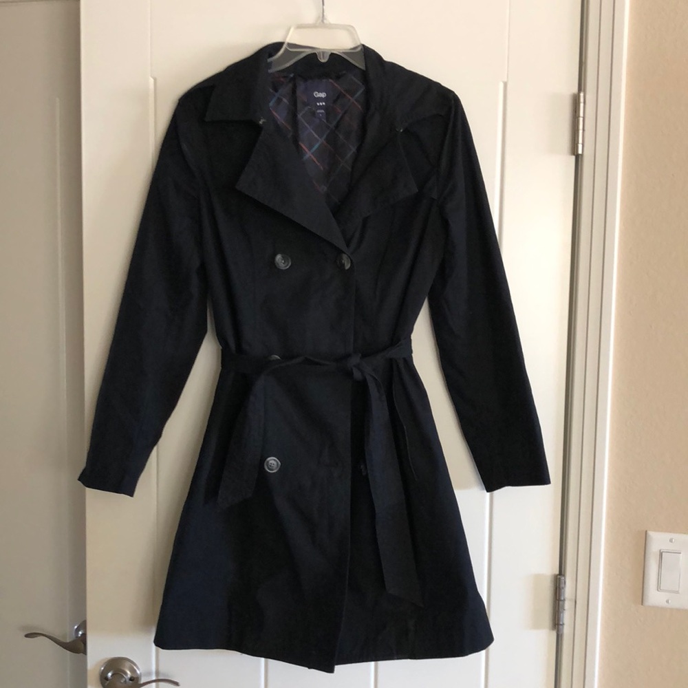 Gap lightweight trench coat, sz S, black
